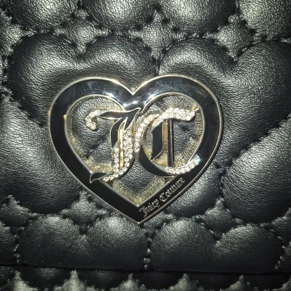 New! Juicy Couture Black Heart Crossbody Bag - Picture 3 of 5